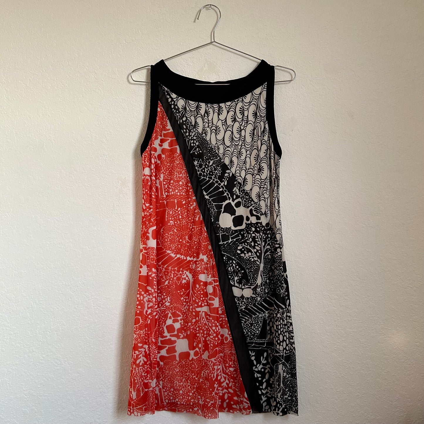 VIVIENNE TAM MINI DRESS