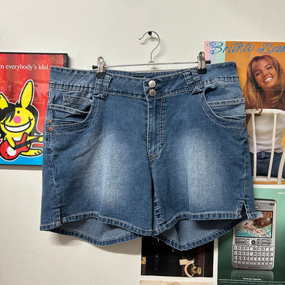 ANGELS Y2K DENIM SHORTS